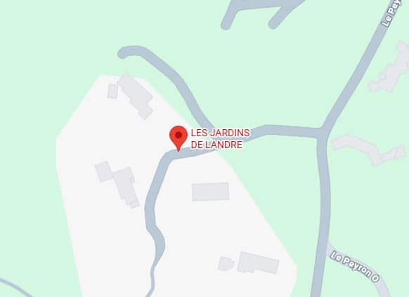 Les Jardins de Landre : Carte et localisation précise. Carte de localisation des Jardins de Landre, indiquée par une épingle rouge. On distingue des bâtiments, des chemins d'accès et la route Le Peyron O.